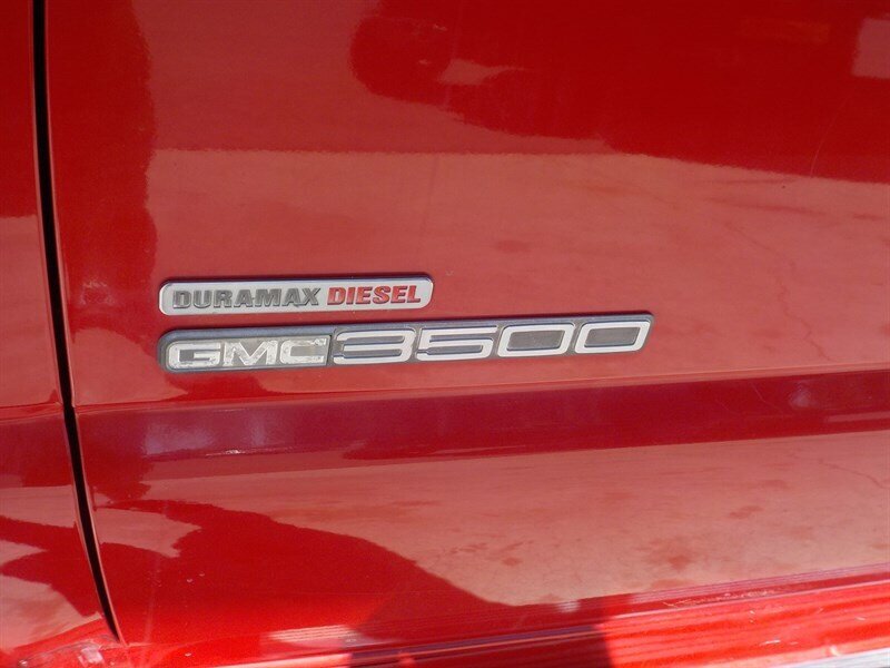 2005 GMC Sierra 3500 SLT   - Photo 16 - Cottonwood, AZ 86326