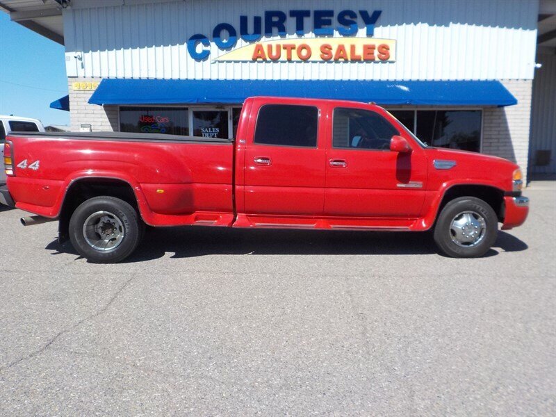 2005 GMC Sierra 3500 SLT   - Photo 11 - Cottonwood, AZ 86326