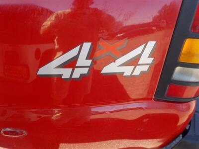 2005 GMC Sierra 3500 SLT   - Photo 12 - Cottonwood, AZ 86326