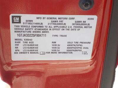 2005 GMC Sierra 3500 SLT   - Photo 18 - Cottonwood, AZ 86326