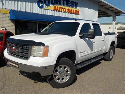 2012 GMC Sierra 3500HD SLT   - Photo 1 - Cottonwood, AZ 86326