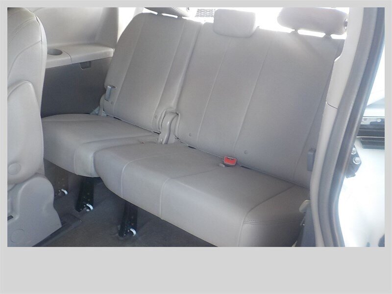 2018 Toyota Sienna XLE 7-Passenger - Photo 6 - Cottonwood, AZ 86326