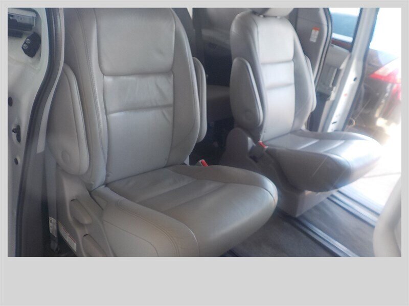 2018 Toyota Sienna XLE 7-Passenger - Photo 33 - Cottonwood, AZ 86326