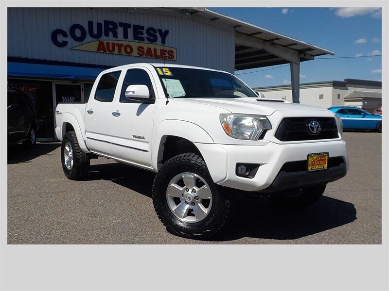 2015 Toyota Tacoma V6 - Photo 13 - Cottonwood, AZ 86326