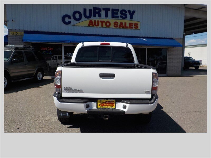 2015 Toyota Tacoma V6 - Photo 7 - Cottonwood, AZ 86326