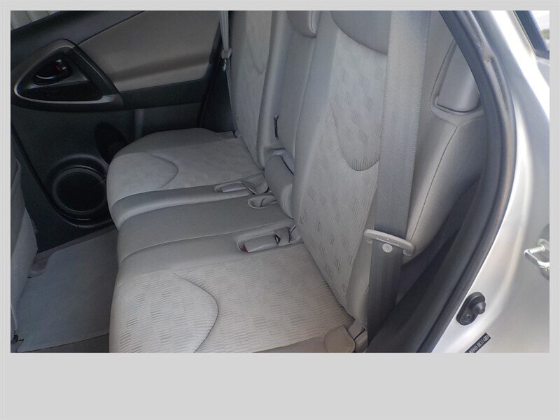 2011 Toyota RAV4 - Photo 4 - Cottonwood, AZ 86326