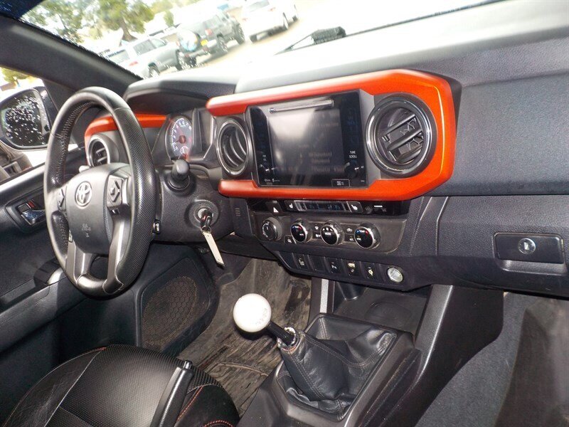 2016 Toyota Tacoma TRD Sport   - Photo 19 - Cottonwood, AZ 86326