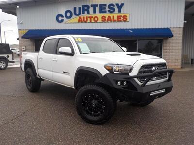 2016 Toyota Tacoma TRD Sport   - Photo 13 - Cottonwood, AZ 86326