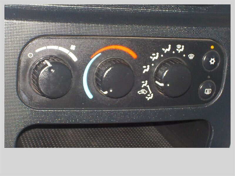 2004 Dodge Ram 2500 SLT - Photo 22 - Cottonwood, AZ 86326