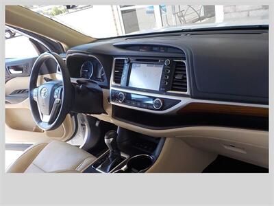 2017 Toyota Highlander Limited - Photo 43 - Cottonwood, AZ 86326