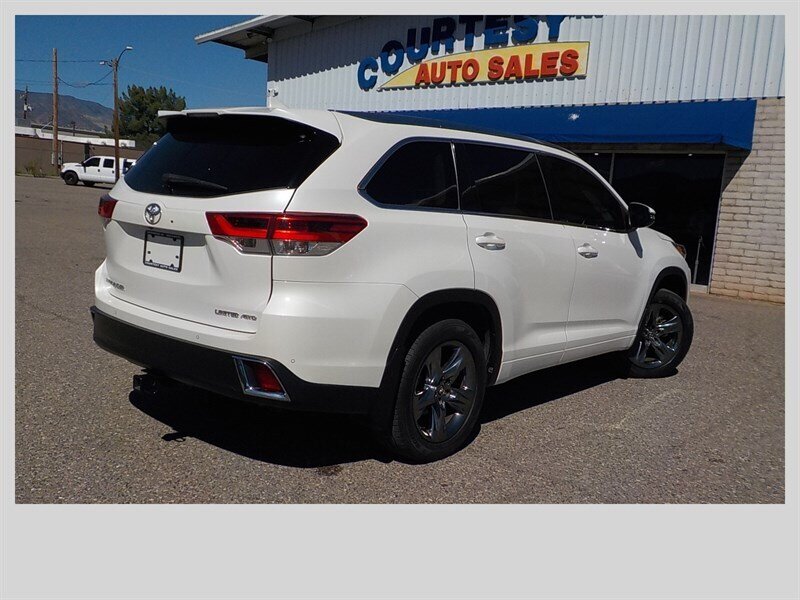 2017 Toyota Highlander Limited - Photo 9 - Cottonwood, AZ 86326