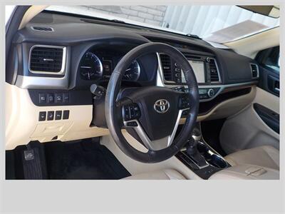 2017 Toyota Highlander Limited - Photo 10 - Cottonwood, AZ 86326