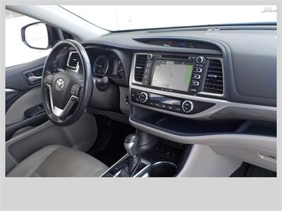 2018 Toyota Highlander Limited Platinum   - Photo 21 - Cottonwood, AZ 86326