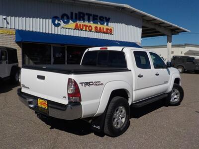 2015 Toyota Tacoma V6   - Photo 9 - Cottonwood, AZ 86326