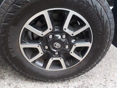 2017 Toyota Tundra SR5 - Photo 12 - Cottonwood, AZ 86326