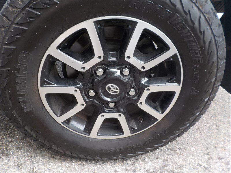 2017 Toyota Tundra SR5 - Photo 12 - Cottonwood, AZ 86326