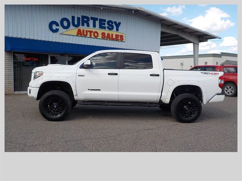 2018 Toyota Tundra SR5 - Photo 3 - Cottonwood, AZ 86326