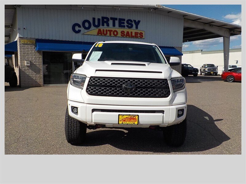 2018 Toyota Tundra SR5 - Photo 15 - Cottonwood, AZ 86326