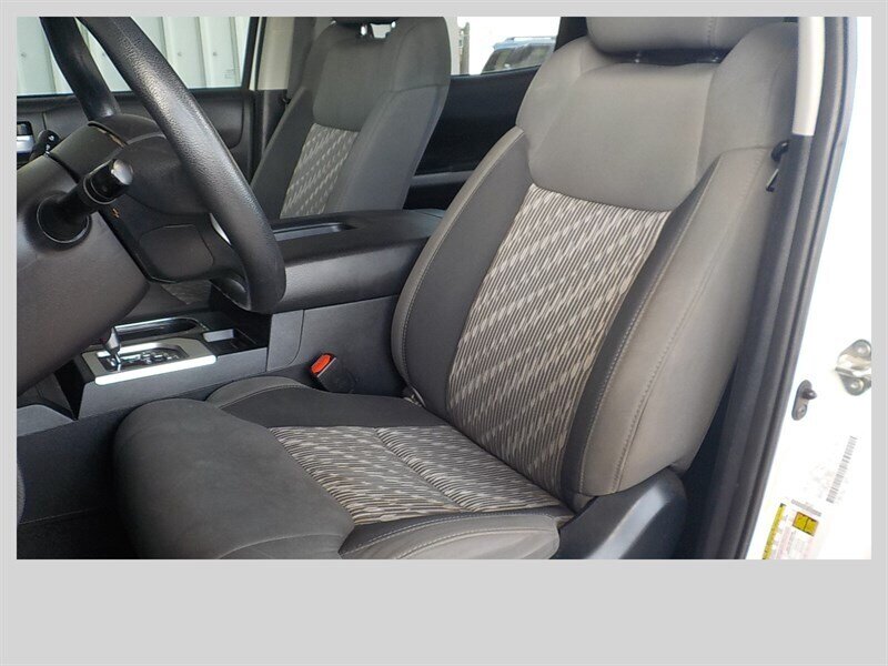 2018 Toyota Tundra SR5 - Photo 2 - Cottonwood, AZ 86326