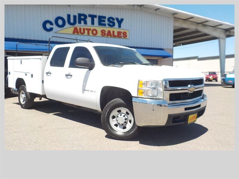2009 Chevrolet Silverado 3500HD Work Truck - Photo 13 - Cottonwood, AZ 86326