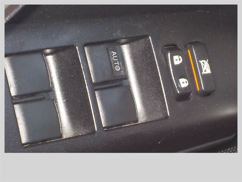2017 Toyota RAV4 XLE - Photo 21 - Cottonwood, AZ 86326