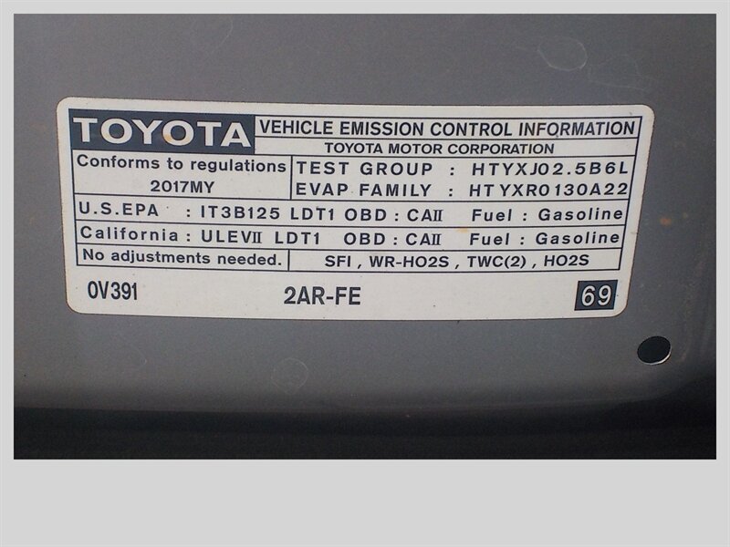 2017 Toyota RAV4 XLE - Photo 33 - Cottonwood, AZ 86326