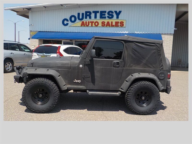 2004 Jeep Wrangler Sahara - Photo 3 - Cottonwood, AZ 86326