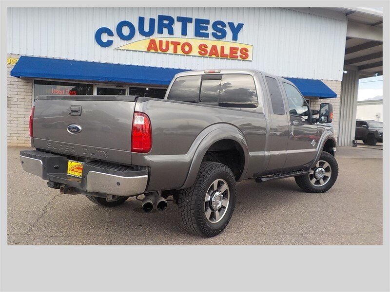 2011 Ford F-350 Super Duty Lariat - Photo 9 - Cottonwood, AZ 86326