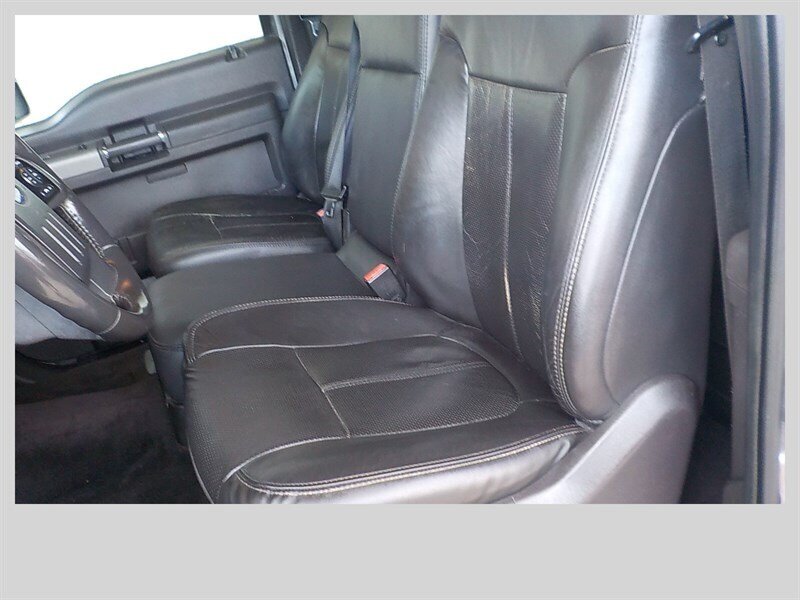2011 Ford F-350 Super Duty Lariat - Photo 2 - Cottonwood, AZ 86326