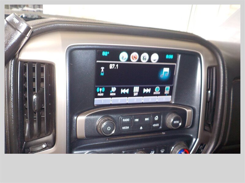 2017 GMC Sierra 2500HD Denali - Photo 23 - Cottonwood, AZ 86326