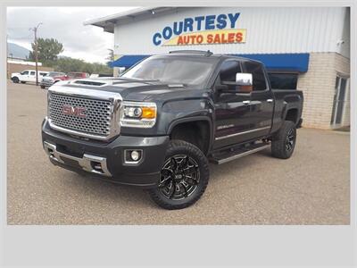 2017 GMC Sierra 2500HD Denali Truck