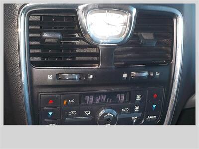 2016 Chrysler Town and Country Touring   - Photo 23 - Cottonwood, AZ 86326