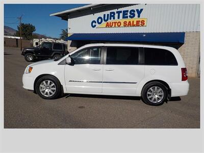 2016 Chrysler Town and Country Touring   - Photo 3 - Cottonwood, AZ 86326