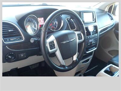 2016 Chrysler Town and Country Touring   - Photo 8 - Cottonwood, AZ 86326