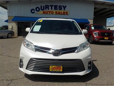 2018 Toyota Sienna XLE Premium 7-Passenger   - Photo 15 - Cottonwood, AZ 86326