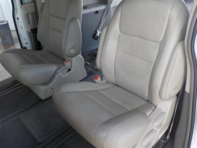 2018 Toyota Sienna XLE Premium 7-Passenger   - Photo 4 - Cottonwood, AZ 86326