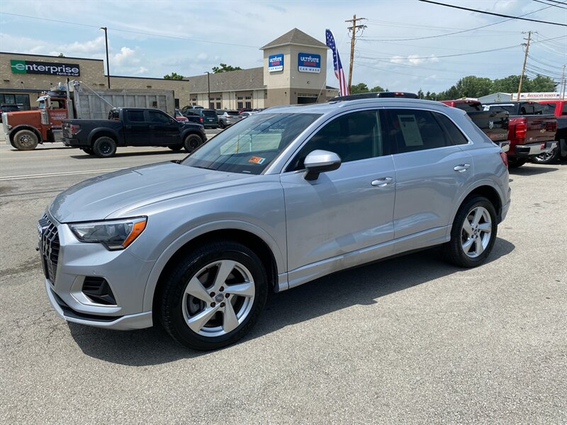 2020 Audi Q3 quattro Premium 45 TFSI   - Photo 1 - Morgantown, WV 26505
