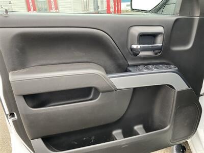 2017 Chevrolet Silverado 1500 LT   - Photo 12 - Morgantown, WV 26505