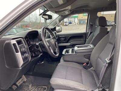 2017 Chevrolet Silverado 1500 LT   - Photo 11 - Morgantown, WV 26505