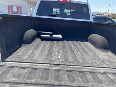 2017 RAM 1500 SLT BIGHORN - Photo 17 - Morgantown, WV 26505