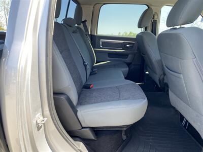 2017 RAM 1500 SLT BIGHORN - Photo 18 - Morgantown, WV 26505