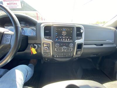 2017 RAM 1500 SLT BIGHORN - Photo 27 - Morgantown, WV 26505