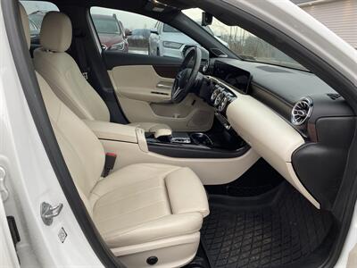 2019 Mercedes-Benz A 220 4MATIC   - Photo 18 - Morgantown, WV 26505