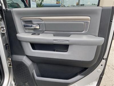 2017 RAM 1500 Big Horn   - Photo 19 - Morgantown, WV 26505