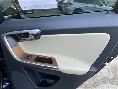 2017 Volvo XC60 T6 Inscription - Photo 18 - Morgantown, WV 26505