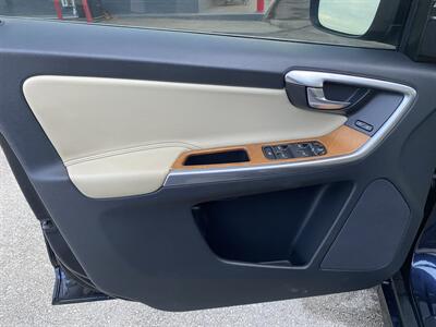 2017 Volvo XC60 T6 Inscription - Photo 13 - Morgantown, WV 26505