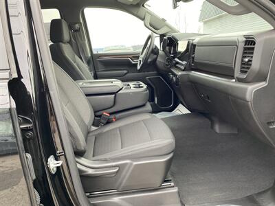 2025 Chevrolet Silverado 1500 LT   - Photo 20 - Morgantown, WV 26505