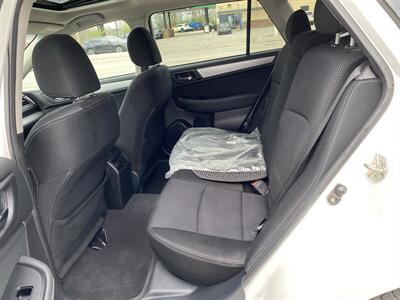 2017 Subaru Outback 2.5i Premium - Photo 13 - Morgantown, WV 26505