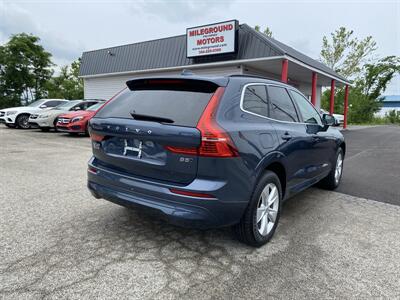 2022 Volvo XC60 B5 Momentum   - Photo 5 - Morgantown, WV 26505