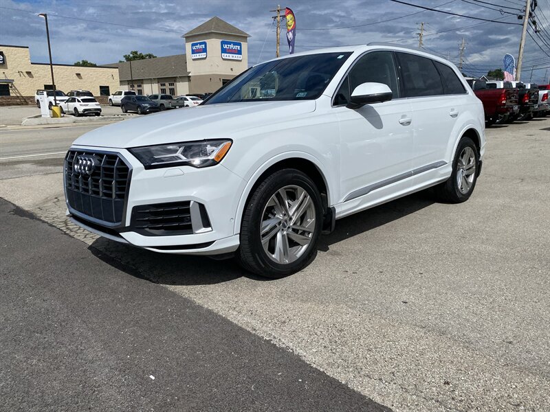 2021 Audi Q7 quattro Premium Plus  